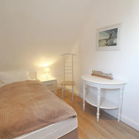 Trutz Blanker Hans - Duenenstr 19, App 12 * Wenningstedt-Braderup